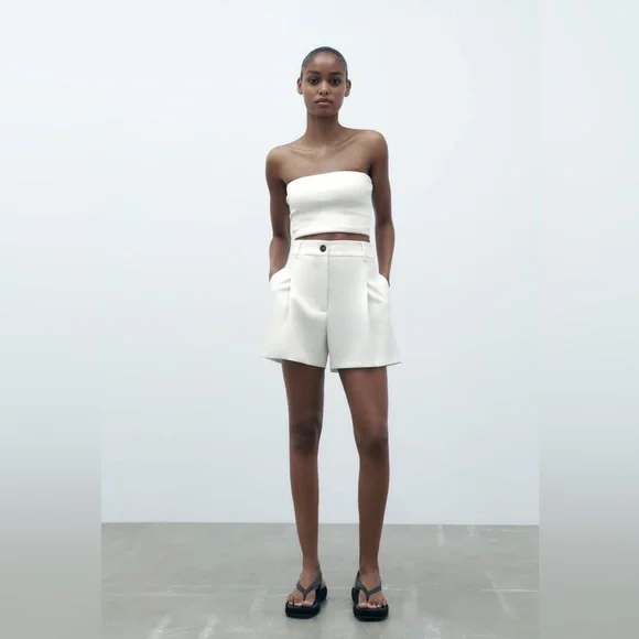 Zara Pleated Shorts - Picture 1 of 10